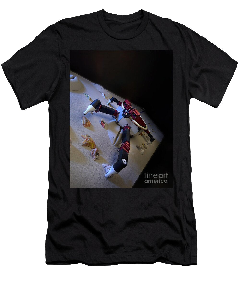 1 Lemur Iib Robot NASA T-Shirt