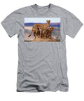 Cheetah with Cubs Rolf Kpfle T-Shirt